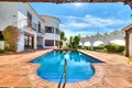 Haus 4 Schlafzimmer 450 m² Dos Hermanas, Spanien