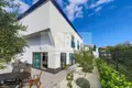 Dom 5 pokojów 270 m² Okrug Donji, Chorwacja