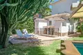4 bedroom house 388 m² Artola, Spain