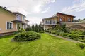Herrenhaus 5 zimmer 370 m² in Juchnauka, Belarus