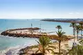 Mieszkanie 2 pokoi 75 m² Torrevieja, Hiszpania