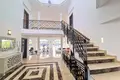 5-Schlafzimmer-Villa 810 m² lAlfas del Pi, Spanien
