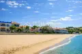 Hotel 730 m² in Nea Roda, Greece