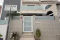 2 bedroom house 100 m² Torrevieja, Spain