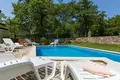 Hôtel 900 m² à Grad Novigrad, Croatie