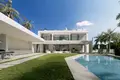 6-Schlafzimmer-Villa 1 177 m² Marbella, Spanien
