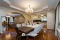 7 room house 500 m² in Minsk, Belarus