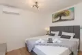 4 bedroom house 220 m² Grad Omis, Croatia