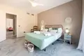 4 bedroom house 250 m² Dos Hermanas, Spain