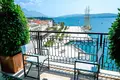 Mieszkanie 2 pokoi 135 m² Tivat, Czarnogóra
