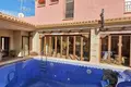 4-Schlafzimmer-Villa 1 500 m² San Miguel de Salinas, Spanien