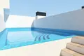 Mieszkanie 2 pokoi 77 m² Torrevieja, Hiszpania