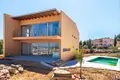 Villa de 4 dormitorios 250 m² Algoz, Portugal