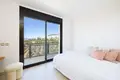 2-Schlafzimmer-Penthouse  Marbella, Spanien