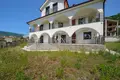 Villa 13 habitaciones 360 m² Herceg Novi, Montenegro