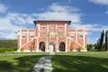 Commercial property 1 600 m² in Grosseto, Italy
