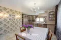 Haus 7 zimmer 310 m² Papiarnianski sielski Saviet, Belarus
