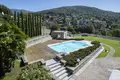 Villa 10 bedrooms 1 300 m² Luino, Italy