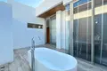 3 bedroom apartment 491 m² Si Sunthon, Thailand