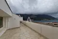 2 bedroom penthouse 120 m² Dobrota, Montenegro