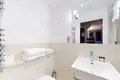 3 bedroom apartment 105 m² in London, United Kingdom