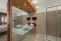 Mieszkanie 2 pokoi 108 m² Benalmadena, Hiszpania