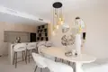 Mieszkanie 4 pokoi 240 m² San Pedro Alcantara, Hiszpania