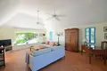 Villa de tres dormitorios  San Bartolomé, Francia