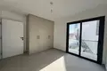 Wohnkomplex Penthouse 2+1 300 meters from the sea in the Esentepe area.