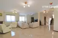 5-Schlafzimmer-Villa 360 m² Urbanizacion Dona Pepa, Spanien