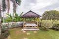 Villa de 2 dormitorios 300 m² Sakhu, Tailandia