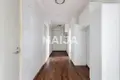 Mieszkanie 3 pokoi 79 m² Kirkkonummi, Finlandia