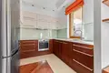 4 room apartment 90 m² in Warsaw, Poland
