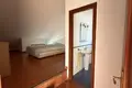 4 bedroom house 150 m² Dos Hermanas, Spain