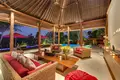 4-Schlafzimmer-Villa 450 m² Canggu, Indonesien