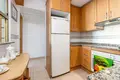 Mieszkanie 2 pokoi 75 m² Torrevieja, Hiszpania