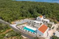 Villa 6 habitaciones 558 m² Bogisici, Montenegro