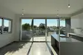 Mieszkanie 2 pokoi 107 m² Limassol, Cypr