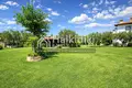 Atterrir 11 000 m² Nikiti, Grèce