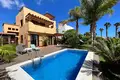 Villa de 4 dormitorios 351 m² Urbanizacion El Guincho, Španjolska