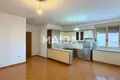 Casa  Bashkia Vlore, Albania