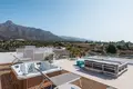 5-Schlafzimmer-Villa 630 m² Marbella, Spanien