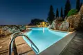 Вилла 10 комнат 550 м² Cetona, Италия