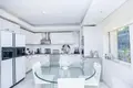 6-Schlafzimmer-Villa 600 m² Region Attika, Griechenland