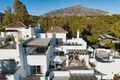 Mieszkanie 3 pokoi 320 m² San Pedro Alcantara, Hiszpania