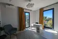 House 240 m² Peria, Georgia