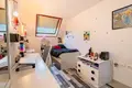 4 bedroom house 220 m² Dos Hermanas, Spain
