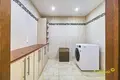 Casa de campo 438 m² Papiarnianski sielski Saviet, Belarús