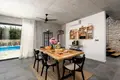 Villa de 2 dormitorios 153 m² Roviño, Croacia