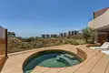 Mieszkanie 2 pokoi 89 m² Benalmadena, Hiszpania